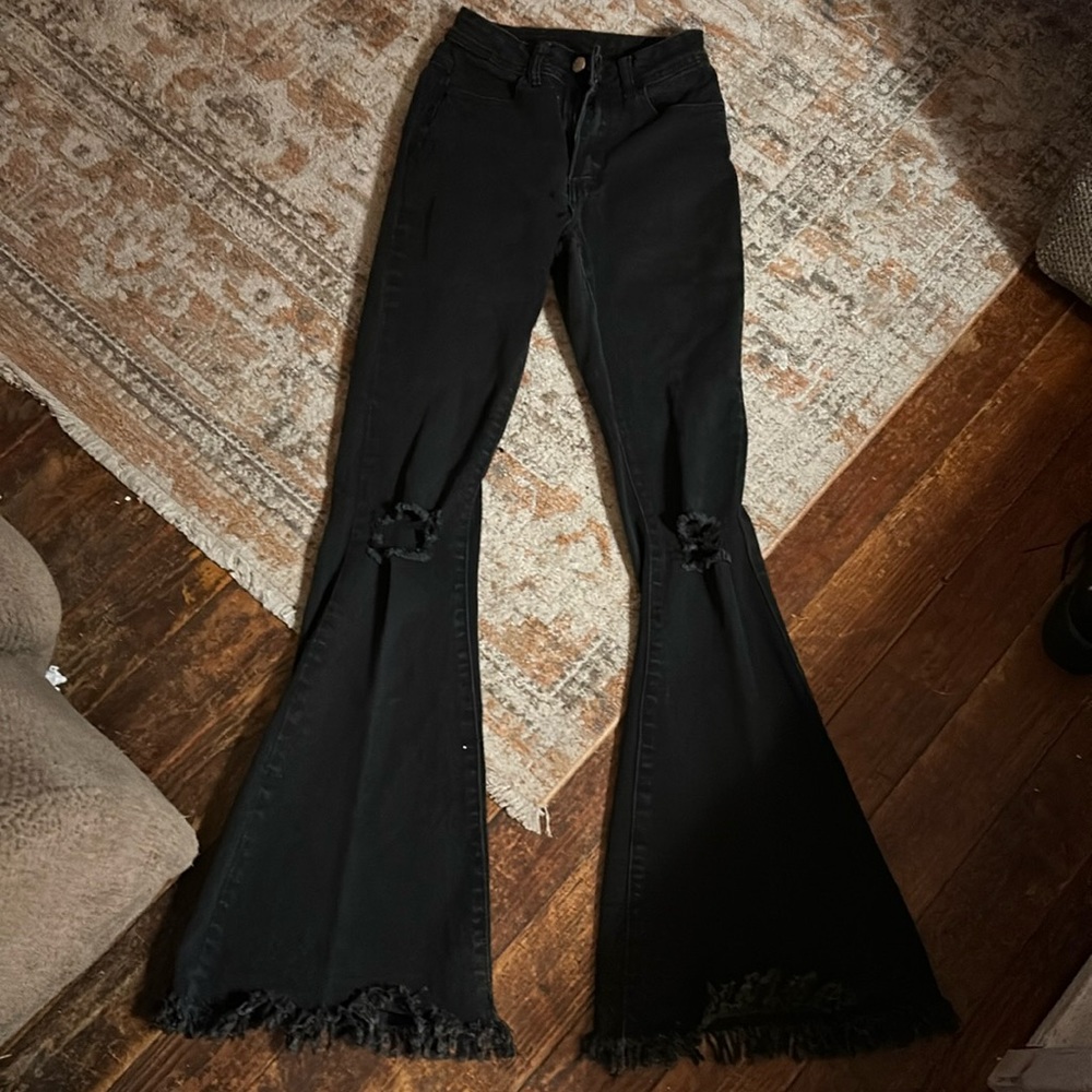 Bellbottoms black jeans with rips size 26